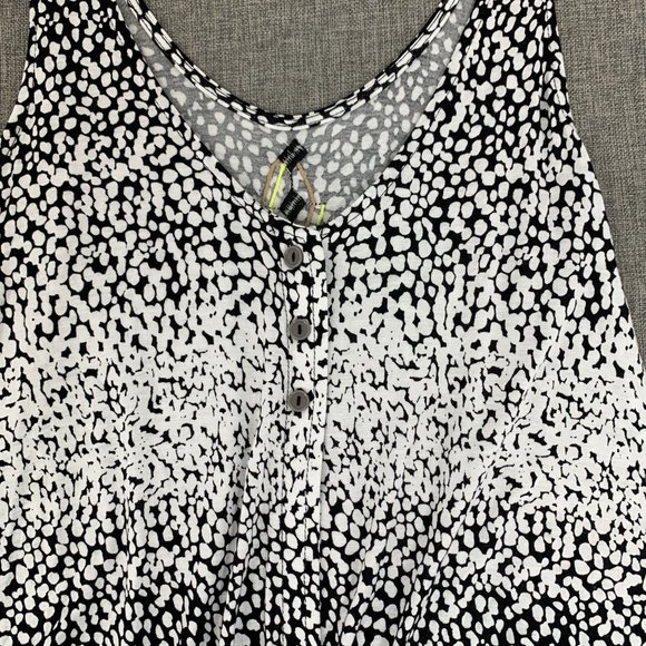 Jessica Simpson Soft Flowy Tank Top Black White Leopard Scoop Neck Viscose Small - Picture 5 of 12